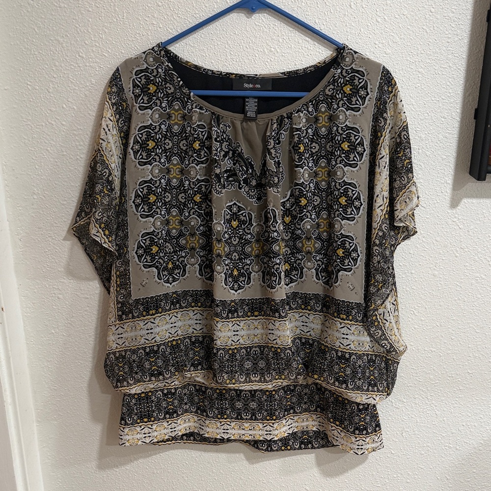 Style & Co. Black and Cream Patterned Blouse